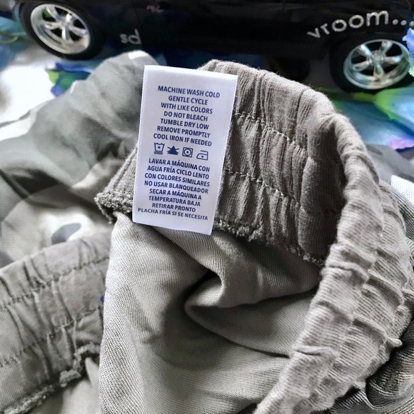 Splendid NWOT Gray Camo Lightweight Jogger Women L - Picture 9 of 12